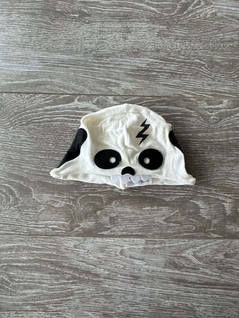 Old Navy Skeleton Beanie Size 0-6M White Cotton
